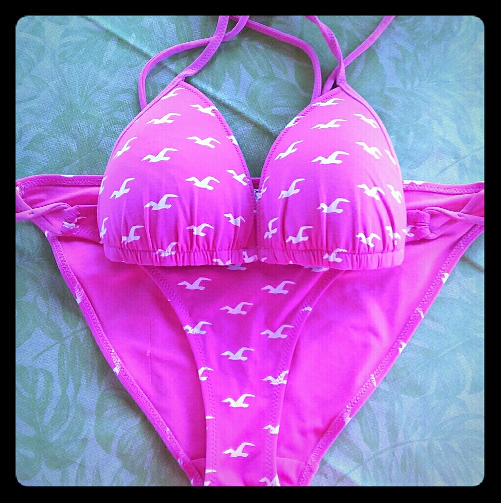 🇲🇽🤩3 for $25 🇲🇽🤩 Hollister Logo Bikini
